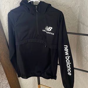 New Balance quarter zip windbreaker - M